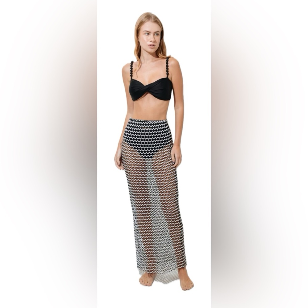 Mar de Lua / Black and White Mesh Skirt / New without tags